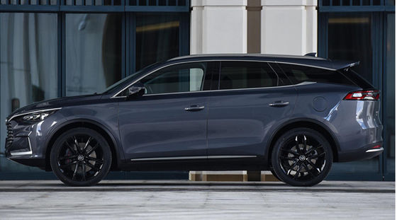 Czysty elektryczny SUV BYD TANG EV600 4x4 7 siedzenia EV Samochody nowe